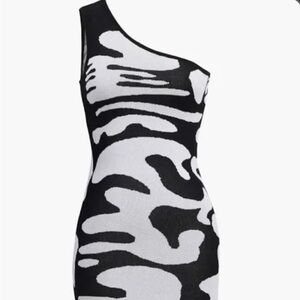 One shoulder slit knit dress